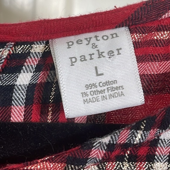 Peyton & Parker Women’s Peplum Blouse Red & Black Plaid Size Large - Picture 10 of 10